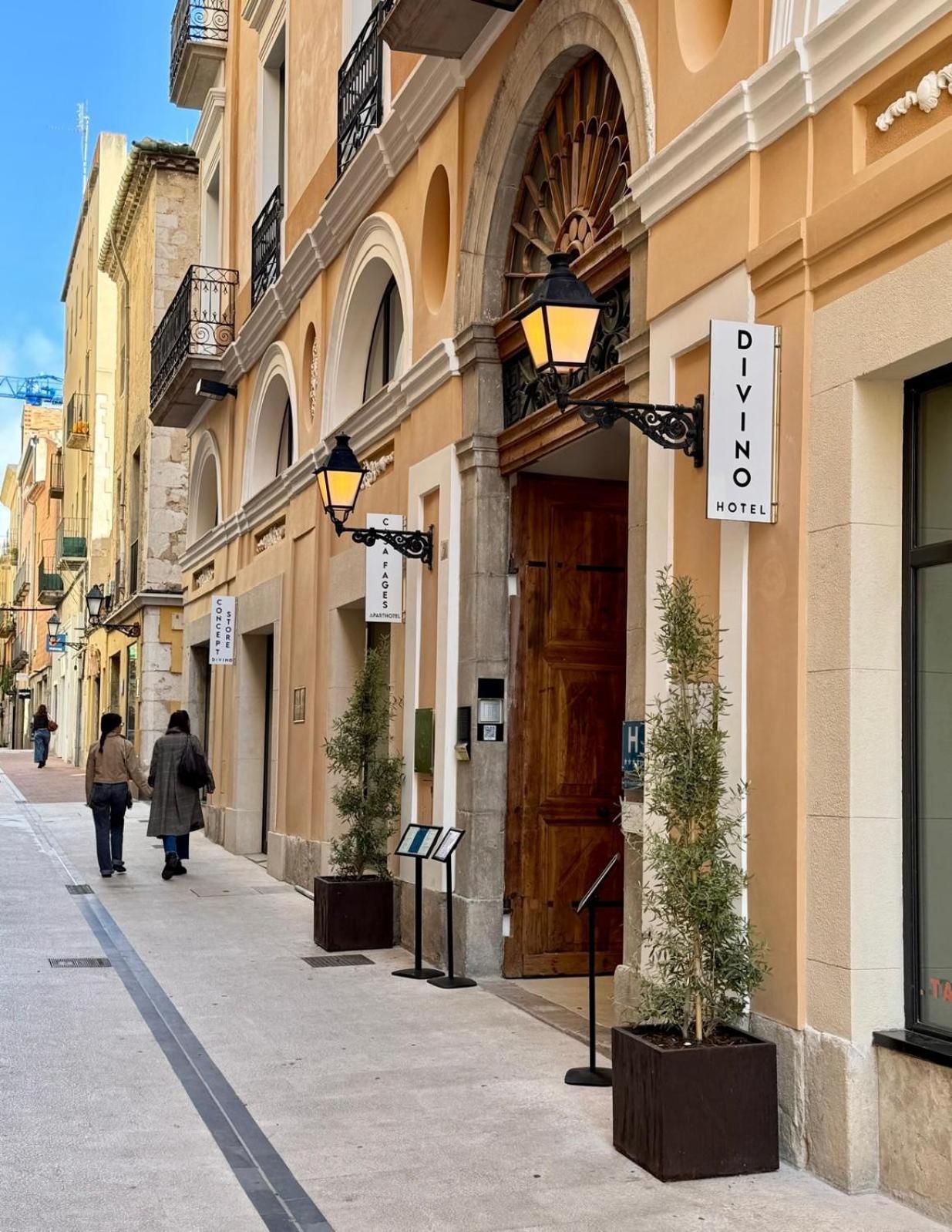 Hotel Divino & Apartments Figueres  Exterior photo